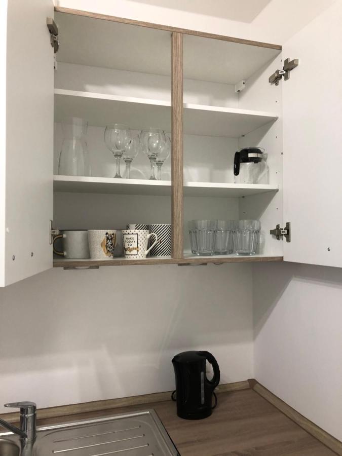 Chen, 2 Doppelzimmer , Ebk, Separater Balkon Apartment *